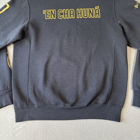 Russell Athletic Indigenous Timberwolves Crewneck Mens M University College Wolf - Picture 14 of 16